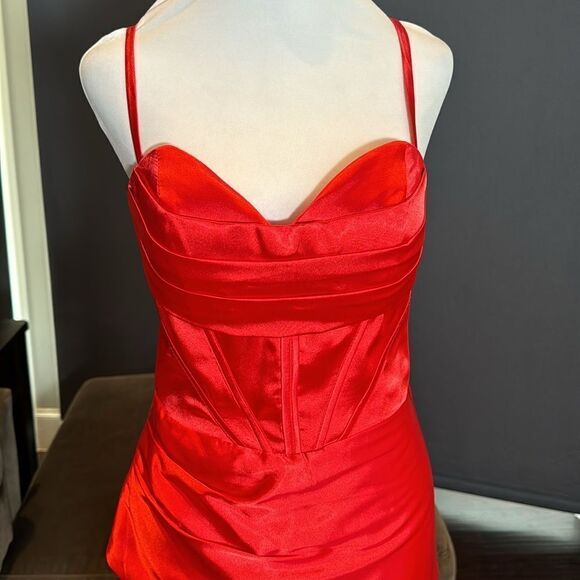 Red Satin Full Length Prom Party Formal Dress CrissCross Straps Leg Slit Size 8 - Picture 3 of 14